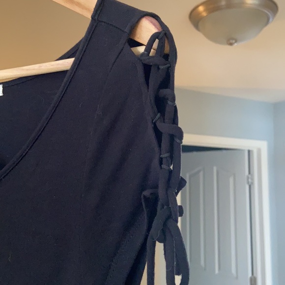 Black fitted Dress with tie detail on shoulder - Picture 2 of 3